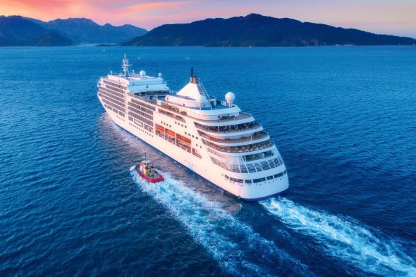 cth-cruise-hospitality